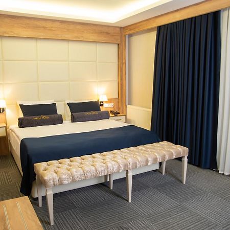 Malia Otel Сивас Екстериор снимка